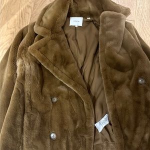 Vince Faux Fur Brown Coat size XS fits like small NEVER WORN